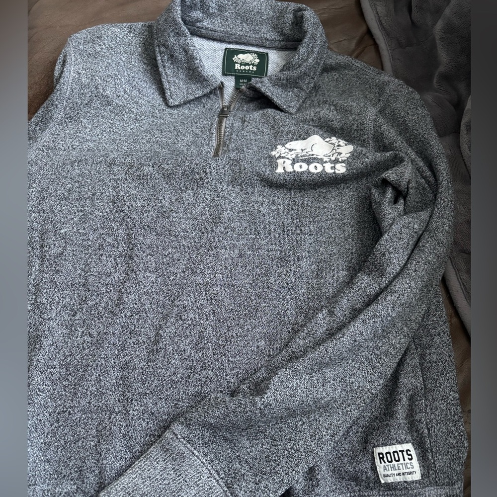 Roots long sleeve v neck